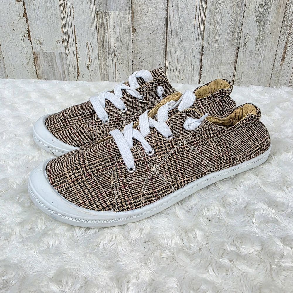 Twisted Andrea Plaid Lace Up Casual Sneaker Brown Size 6.5